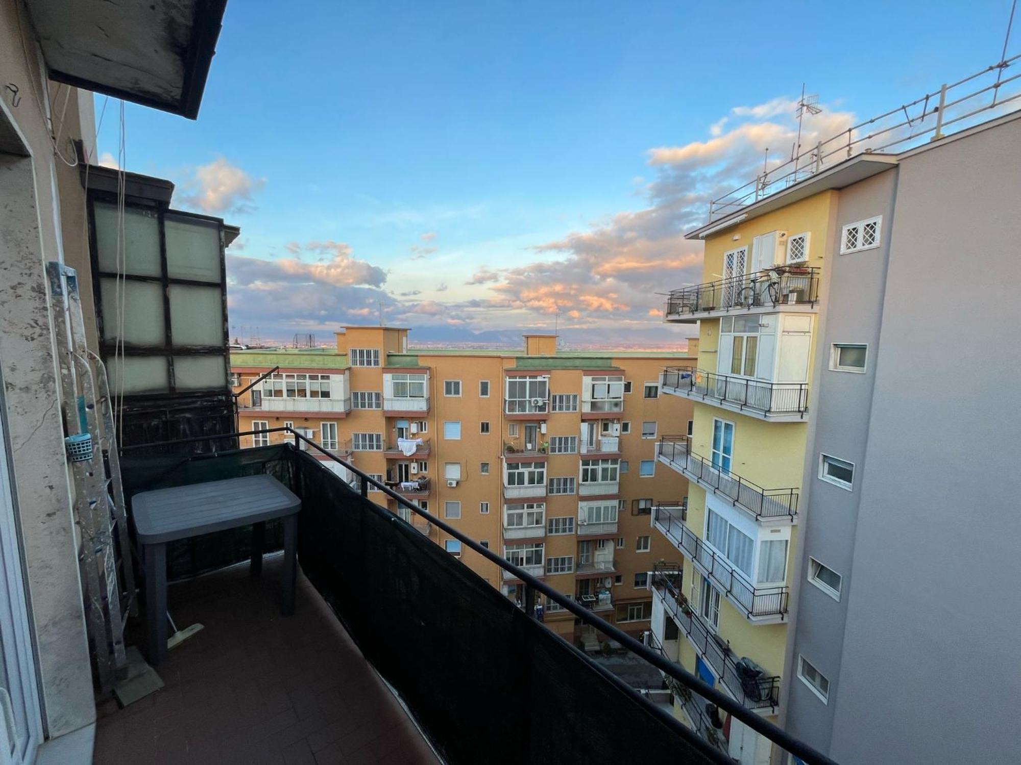 F.Rooms Napoli Екстериор снимка