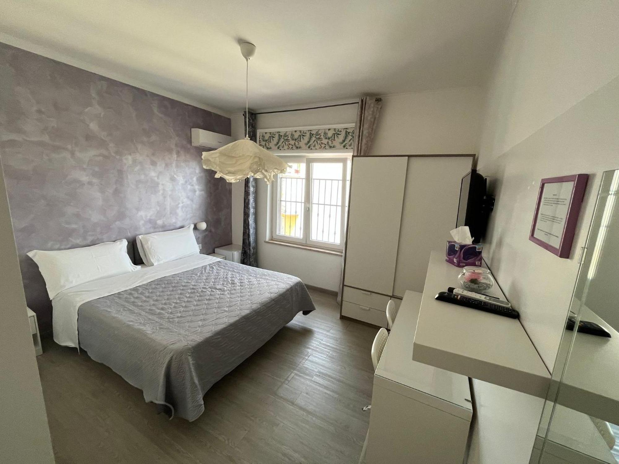 F.Rooms Napoli Екстериор снимка